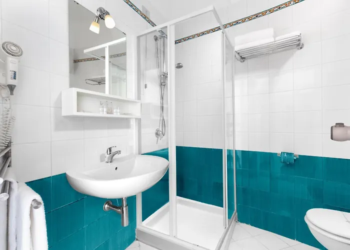 Hotel Herculaneum 3*