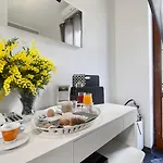 Hotel Herculaneum 3*