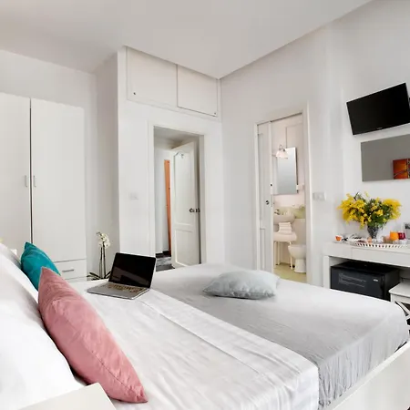 Herculaneum ホテル