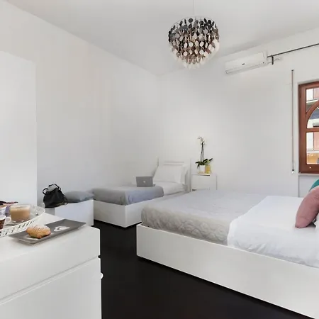 ホテル Herculaneum エルコラーノ