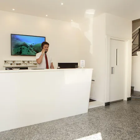 ホテル Herculaneum エルコラーノ