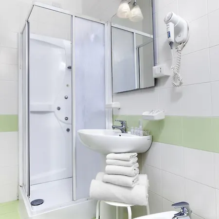 Herculaneum Hotell 3*